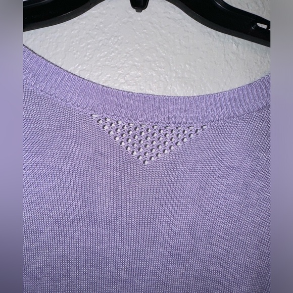 Lulu lemon top - Picture 3 of 7